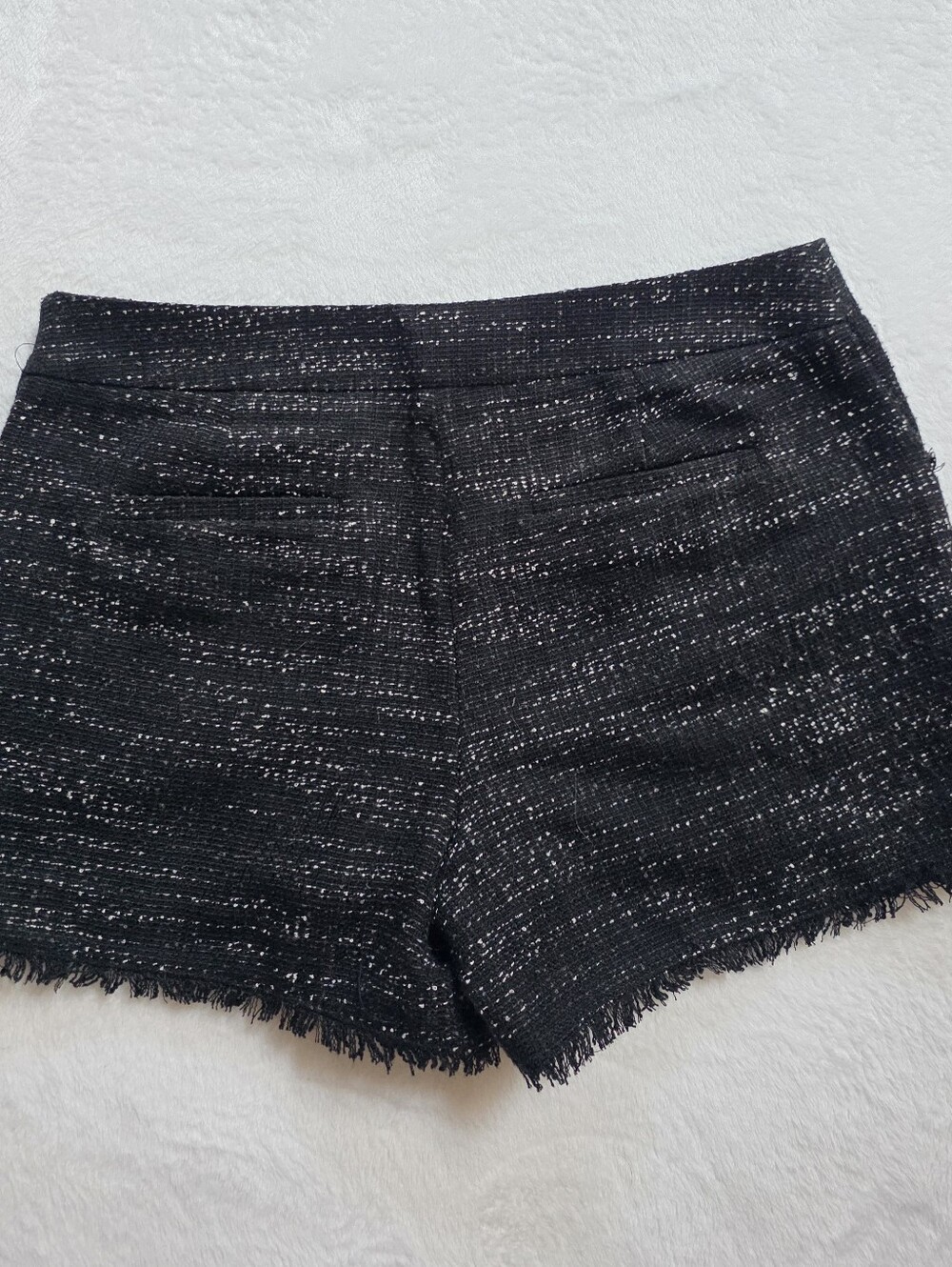 LOFT Ann Taylor Black Bouclé Tweed Fringe Hem Shorts Size 4 - Picture 4 of 7